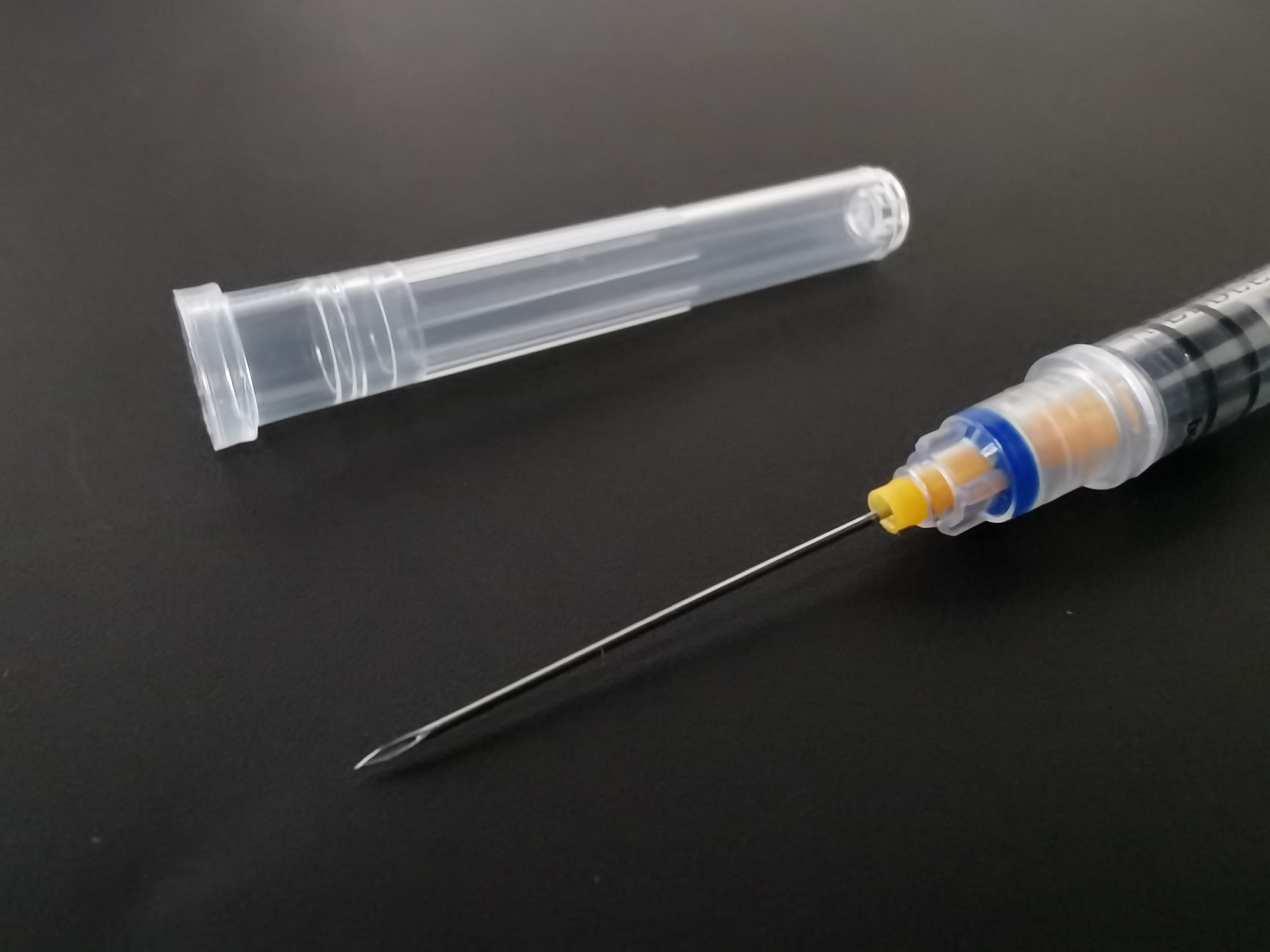 自毀式魯爾鎖注射器