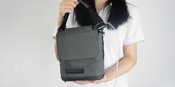 如何分辨保健型和醫(yī)用級(jí)便攜式制氧機(jī)