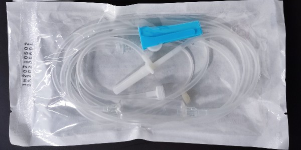 使用醫(yī)用輸液器輸液后全身酸痛正常嗎