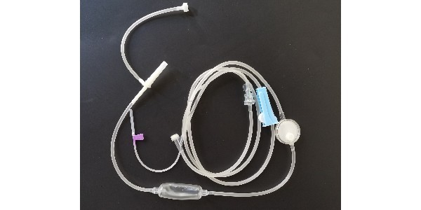 安全精密輸液器